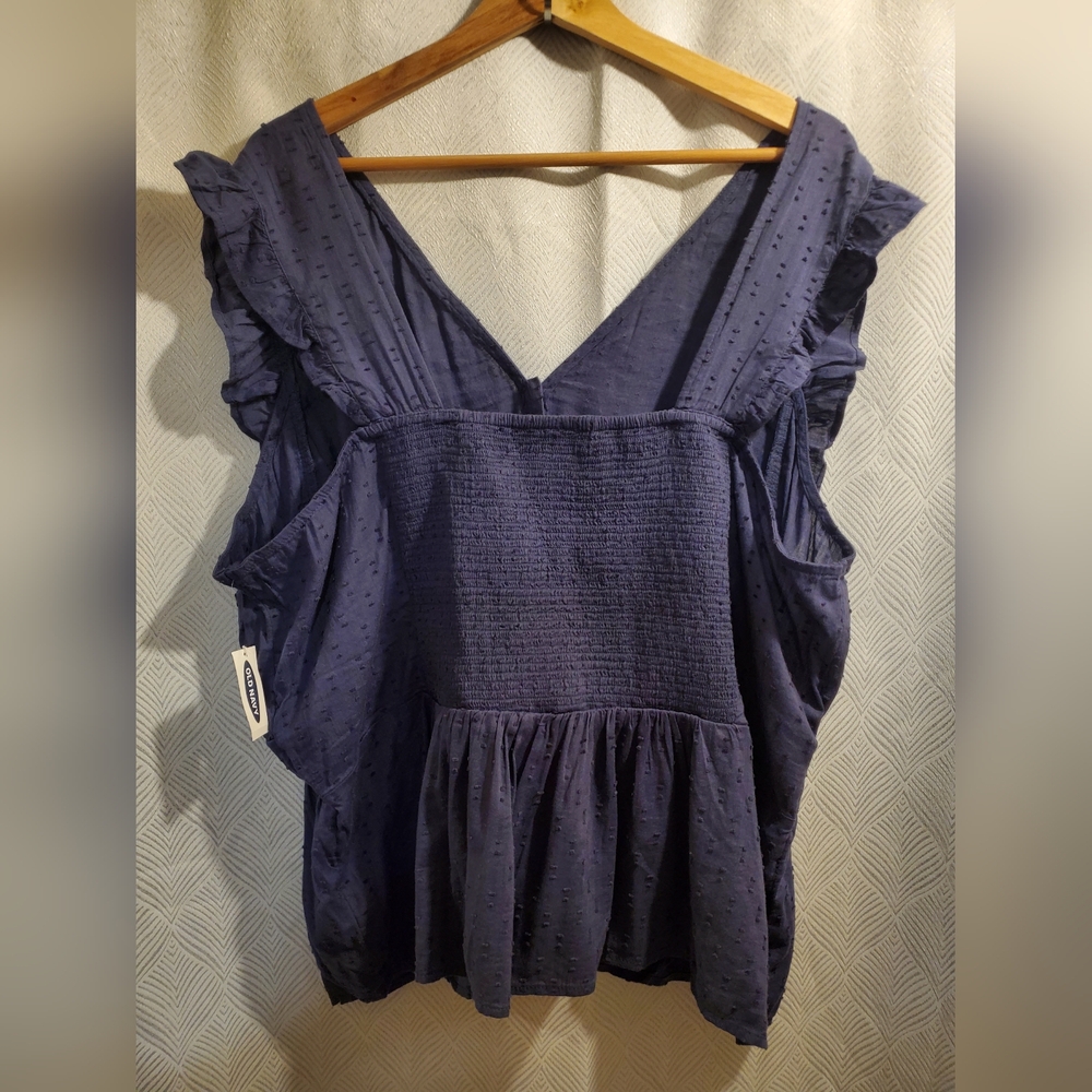 Navy Sleeveless Ruffled Blouse - Picture 4 of 5